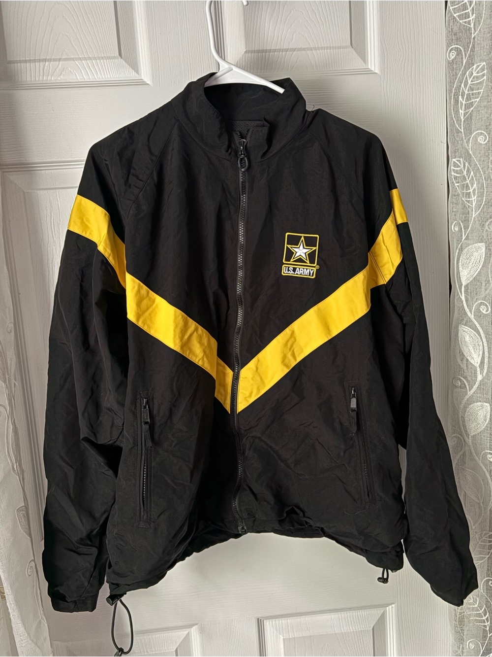 US Military APFU Jacket Fitness Windbreaker bomber full zip men size M